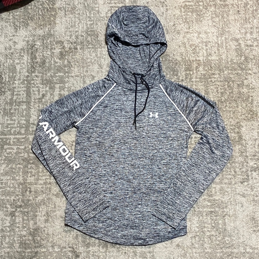🔥4/20! Under Armour heathered gray, active pull over hoodie. Size XS